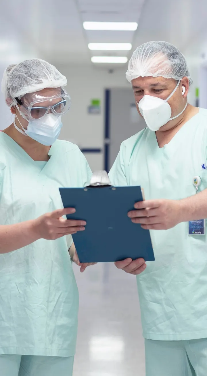 Atención en cardiología con profesionales de la salud en Clínica Reina Sofía Bogotá.