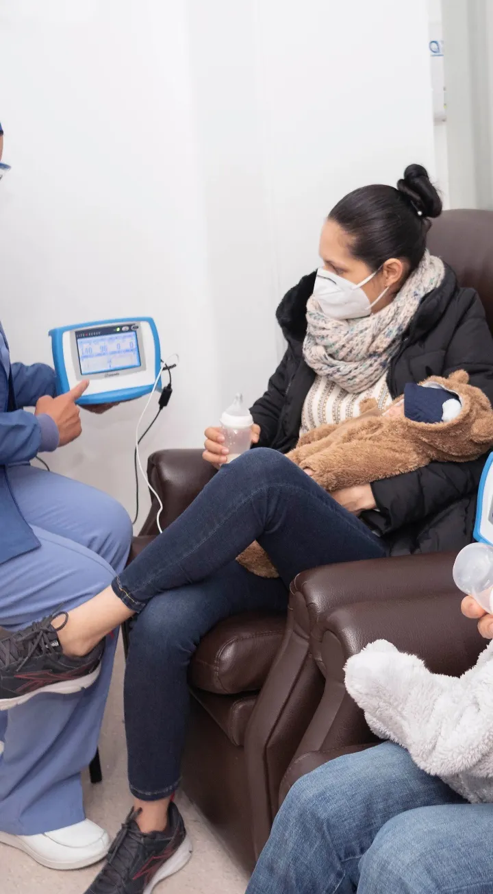 Cardiología pediátrica en Clínica Reina Sofía con atención especializada para niños.